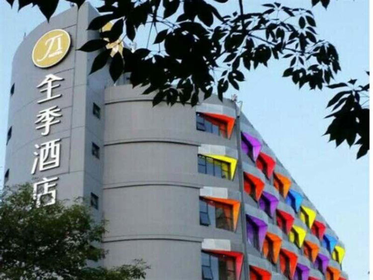 ONE游戏官网-皇马巴塞赞助商