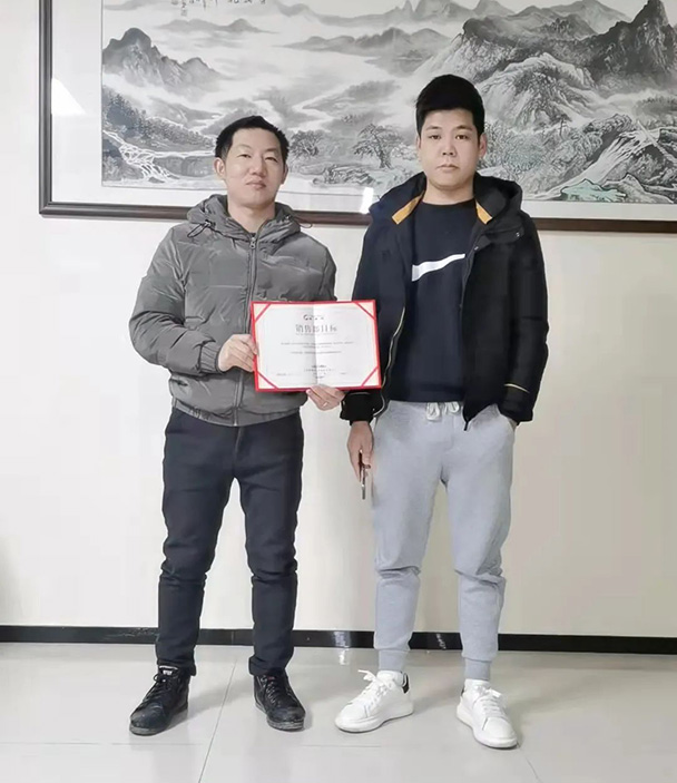 ONE游戏官网-皇马巴塞赞助商